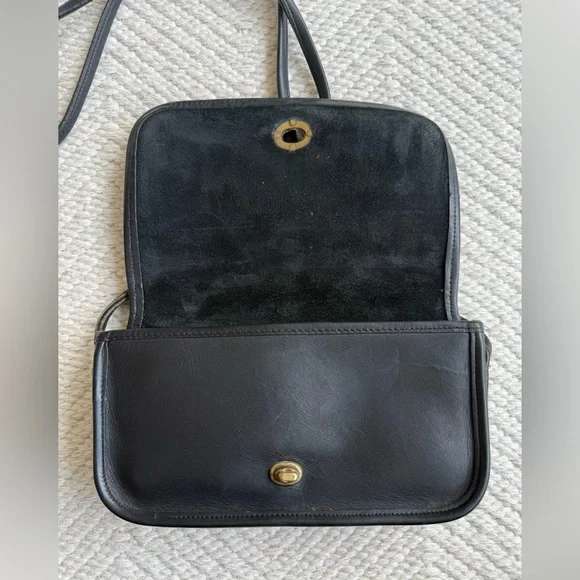 Vintage Coach Dinky Crossbody Bag Black Leather Turlock - Picture 5 of 10